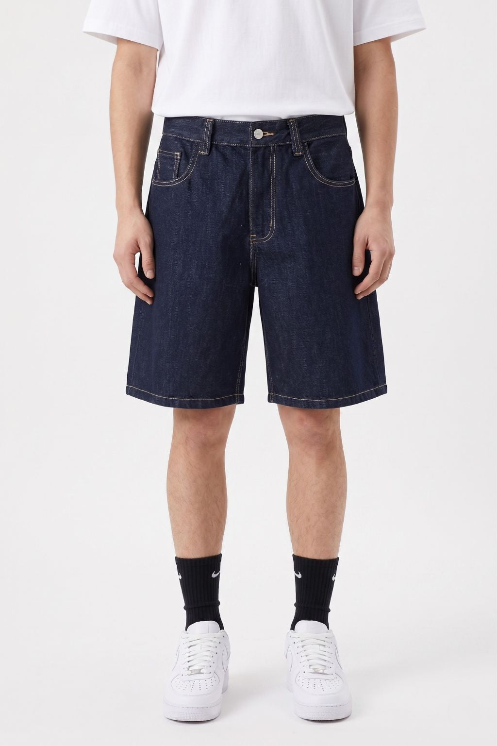 Relaxed Raw Denim Short