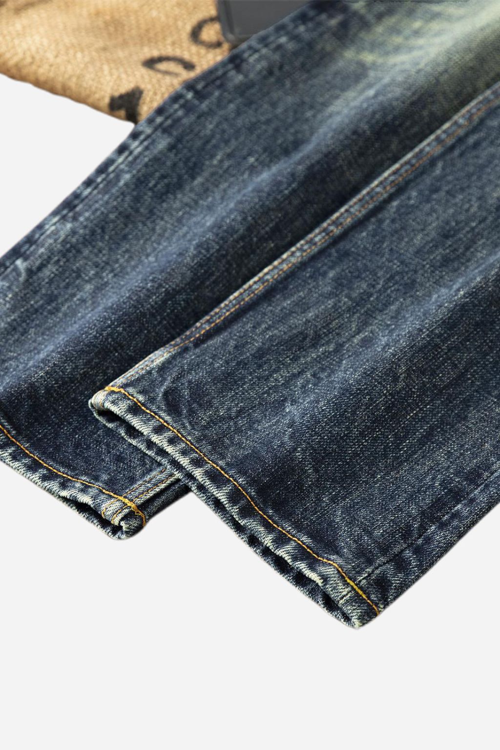 LǍOSHÍ | 老石 Selvedge 22oz Straight, Heavy Washed Vintage Denim